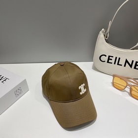 CELIN*·Селин ss Новая бейсболка с вышитым Триумфальным аркой. Фор