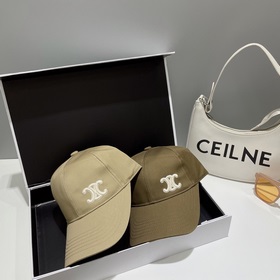 CELIN*·Селин ss Новая бейсболка с вышитым Триумфальным аркой. Фор
