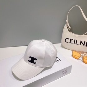 CELIN*·Селин ss Новая бейсболка с вышитым Триумфальным аркой. Фор