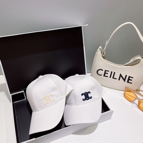CELIN*·Селин ss Новая бейсболка с вышитым Триумфальным аркой. Фор