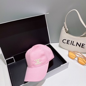 CELIN*·Селин ss Новая бейсболка с вышитым Триумфальным аркой. Фор