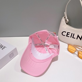 CELIN*·Селин ss Новая бейсболка с вышитым Триумфальным аркой. Фор