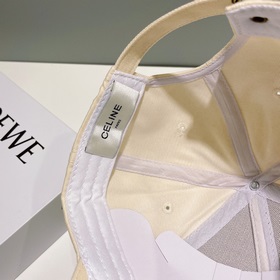 В комплекте с пылезащитным чехлом 【CELINE Новая модель бейсболки 