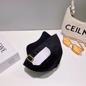 В комплекте с пылезащитным чехлом 【CELINE Новая модель бейсболки 