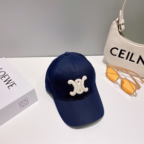 В комплекте с пылезащитным чехлом 【CELINE Новая модель бейсболки 