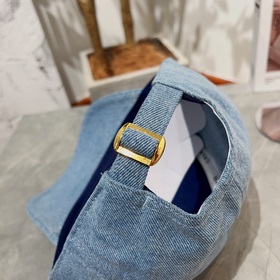 Celine Классическая бейсболка с буквой C, козырек, оригинальное к