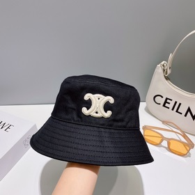 Celine - Рыбацкая кепка с вышитым логотипом в стиле ретро Классич