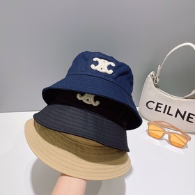 Celine - Рыбацкая кепка с вышитым логотипом в стиле ретро Классич