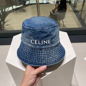 Новая модель в продаже — джинсовая кепка Celine. Она действительн