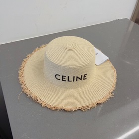 Новая модель шляпы Celine, закрывающая небольшой цилиндр, бежево-