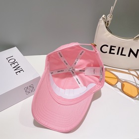 CELIN*·Селин ss Новая бейсболка с вышитым Триумфальным аркой. Фор