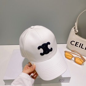 CELIN*·Селин ss Новая бейсболка с вышитым Триумфальным аркой. Фор