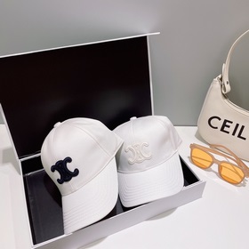 CELIN*·Селин ss Новая бейсболка с вышитым Триумфальным аркой. Фор