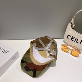 CELIN* · Селин ss Новая модель бейсболки с вышитым камуфляжным уз