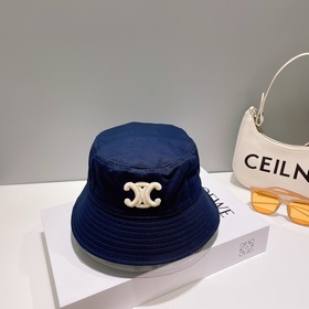 Celine - Рыбацкая кепка с вышитым логотипом в стиле ретро Классич