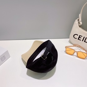 CELIN*·Селин ss Новая бейсболка с вышитым логотипом. Форма бейсбо