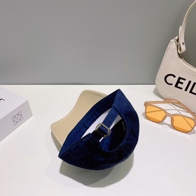 CELIN*·Селин ss Новая бейсболка с вышитым логотипом. Форма бейсбо