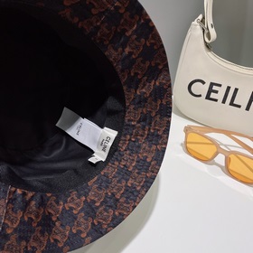 Новая модель рыбацкой кепки от CELINE Высококачественный материал