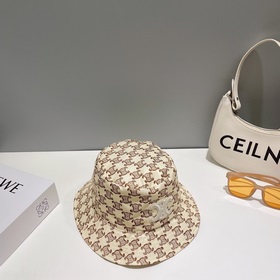 Новая модель рыбацкой кепки от CELINE Высококачественный материал