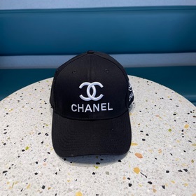 【CHANEL Шанель】 Новая вышитая бейсболка из фирменной коллекции, а