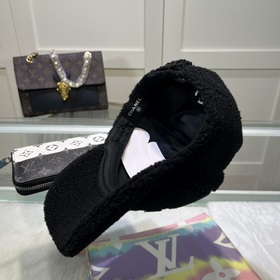 CHANEL Новая оригинальная бейсболка с козырьком. Простая и элеган