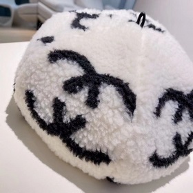 Chanel 2023 осень-зима, новая модель берета из овечьей шерсти, ты