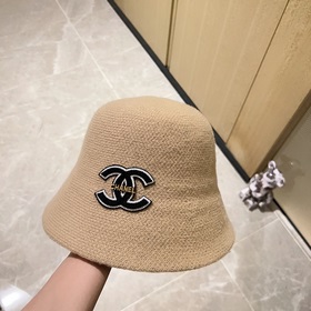 В комплекте пылезащитный чехол. 【CHANEL Шанель】 Новая модель вяз