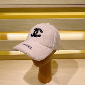 В комплекте с пылезащитным чехлом 【CHANEL Шанель】 Новая модель бе