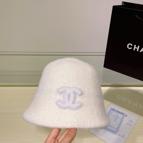 Шапка-ведро от Chanel Незаменимая шапка для осени зимы. Пушистая 