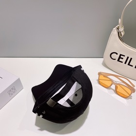 Бейсболка CHANEL, модная классическая модель! Модель, которую мож