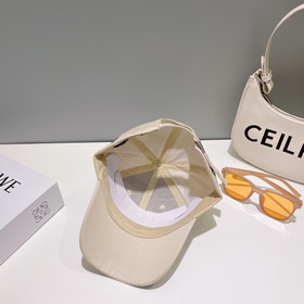 Бейсболка CHANEL, модная классическая модель! Модель, которую мож