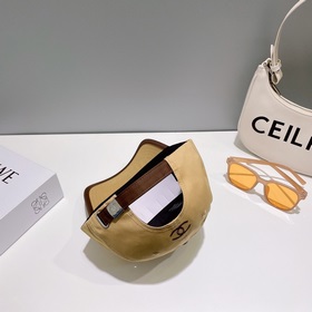 Новая бейсболка CHANEL 2023 с вышитым логотипом, классический лак