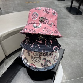 Шляпа-рыбачка Chanel с широкими полями, лаконичный модный фасон,