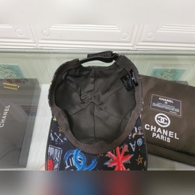 Модель Chanel с граффити! Превосходный материал, кожаные заклепки