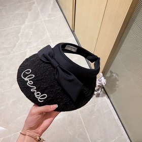 В комплекте с пылезащитным чехлом [CHANEL] Новая модель летнего 
