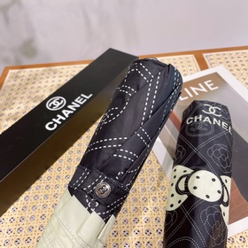CHANEL Маленький бабочковый узелок Chanel. Изящная и трогательная