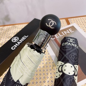 CHANEL Маленький бабочковый узелок Chanel. Изящная и трогательная