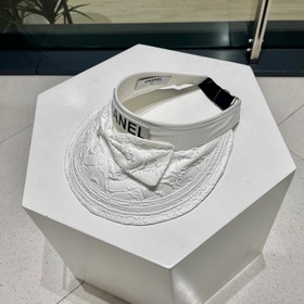 CHANEL Легкая роскошная шляпка в стиле светской дамы с прозрачной