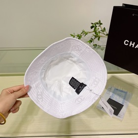 【Chanel】 Новая модель шляпы в стиле Chanel, от известного бренда,
