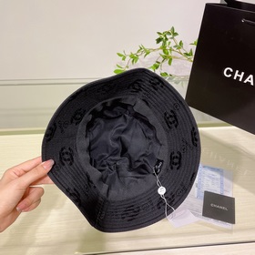 【Chanel】 Новая модель шляпы в стиле Chanel, от известного бренда,
