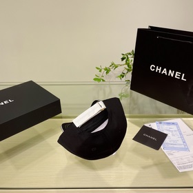 Новая бейсболка CHANEL с логотипом виде бабочки. Модный дизайн Ch