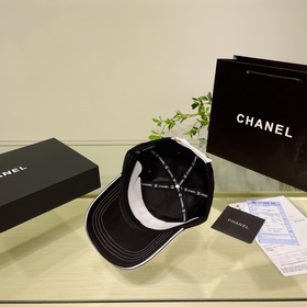 Новая бейсболка CHANEL с логотипом виде бабочки. Модный дизайн Ch