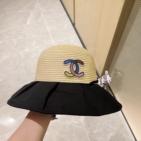 В комплекте пылезащитный чехол. 【CHANEL Шанель】 Новая модель 202