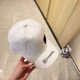 В комплекте с пылезащитным чехлом 【CHANEL Шанель】 Новая модель 20
