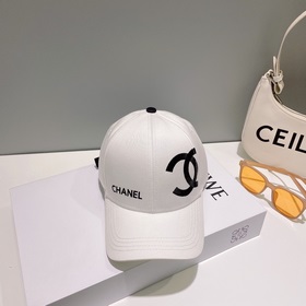Новая бейсболка CHANEL 2023 с вышитым логотипом, классический лак