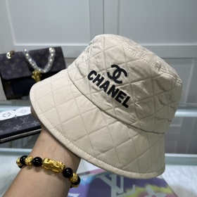 【CHANEL Шанель】 Новая модель шляпы-рыбачки с широкими полями в ст