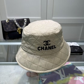 【CHANEL Шанель】 Новая модель шляпы-рыбачки с широкими полями в ст
