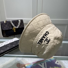 【CHANEL Шанель】 Новая модель шляпы-рыбачки с широкими полями в ст