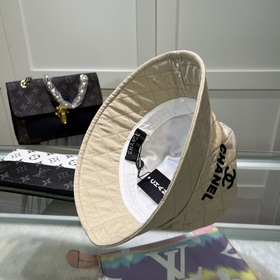 【CHANEL Шанель】 Новая модель шляпы-рыбачки с широкими полями в ст