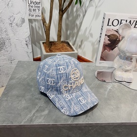 CHANEL Новая классическая бейсболка, изготовлена с высокой точнос
